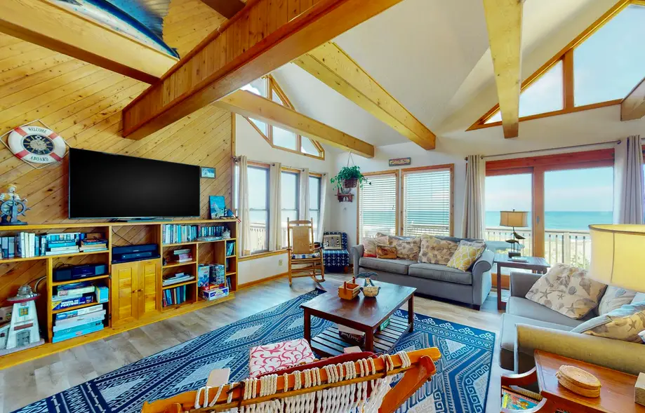 Captain's Quarters  #5-2