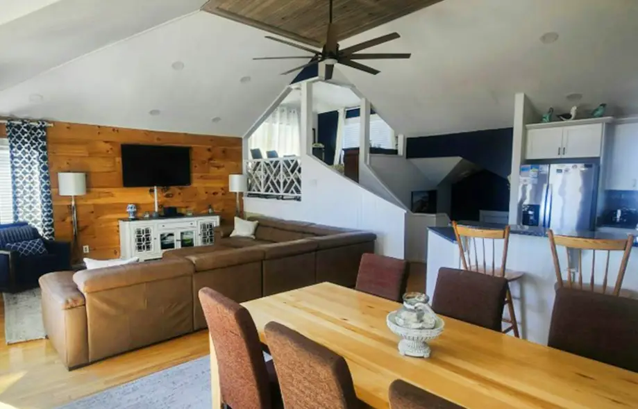 Castle on the Beach 005