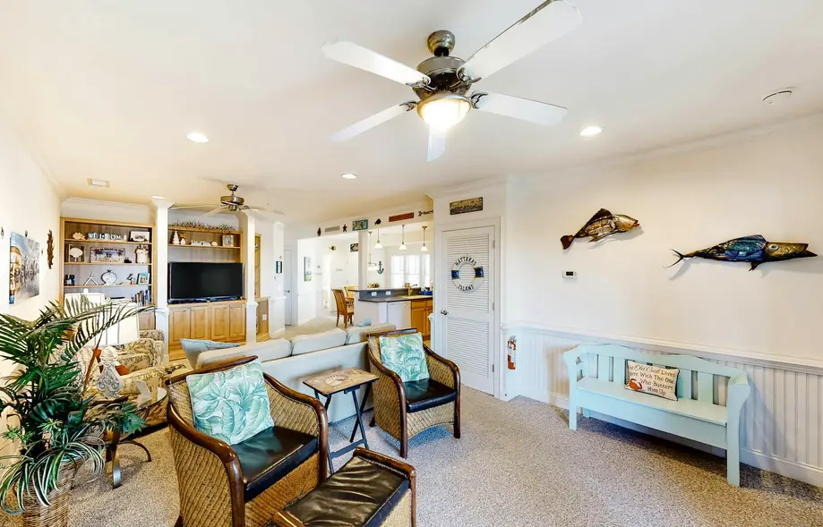 Sandy Cheeks  #D2SC-H