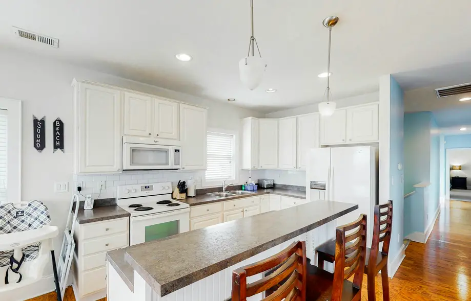 Sapphire Winds #13-R