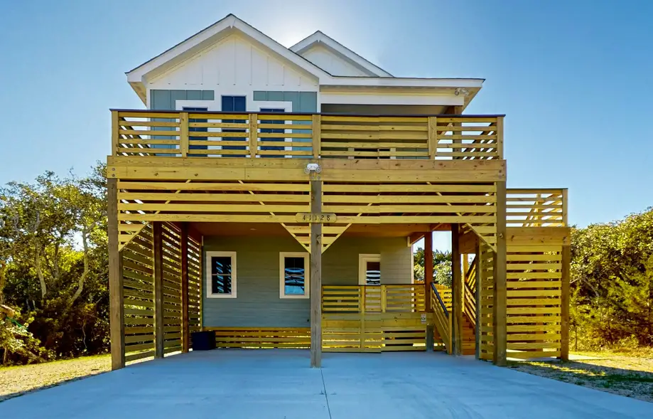 The Green Turtle  - Upstairs