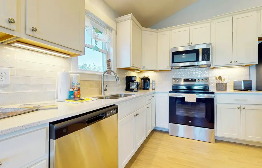 The Green Turtle  - Upstairs