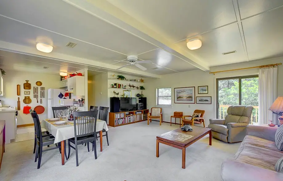 Bugler's Holiday 352