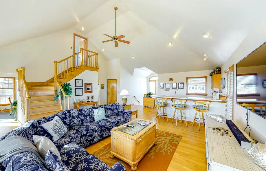 Alelleo's Retreat  #13-S