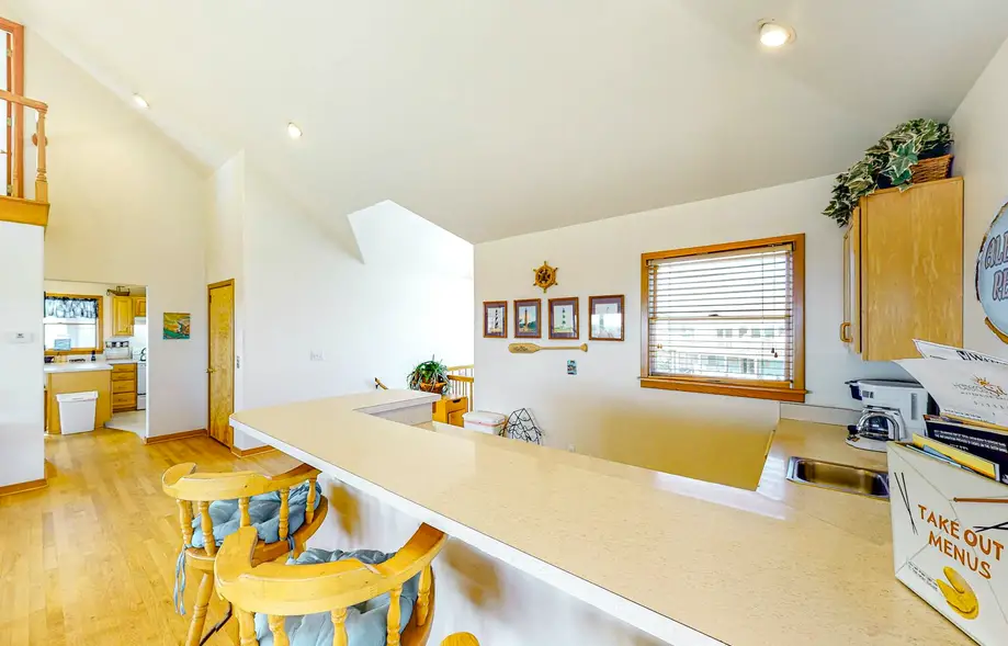 Alelleo's Retreat  #13-S