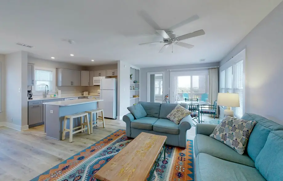 La Dolce Vita  #10-IC