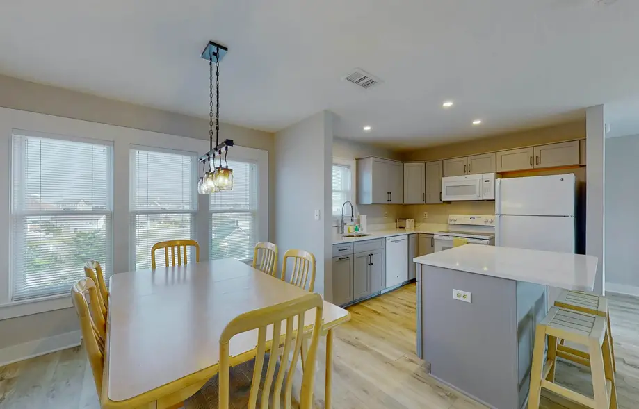 La Dolce Vita  #10-IC