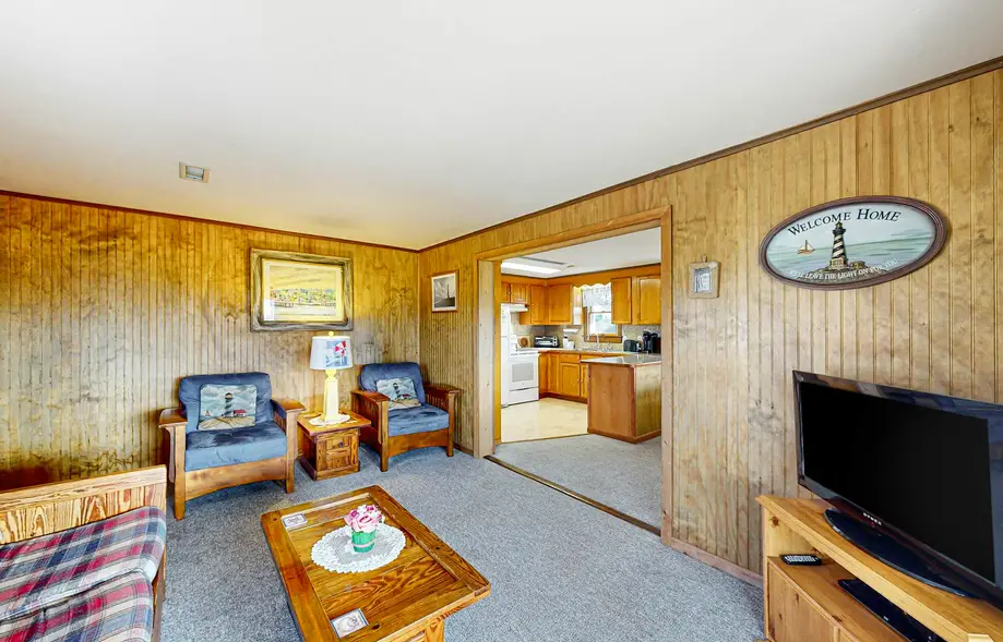 Catherine by the Sea 797