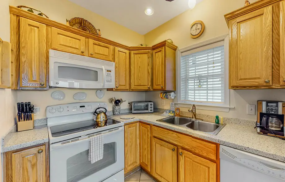 Hatteras Hospitality 806 #101DS-H