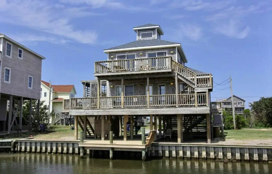 Windsurfer's Landing  #143HC