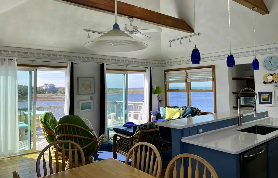 Windsurfer's Landing  #143HC