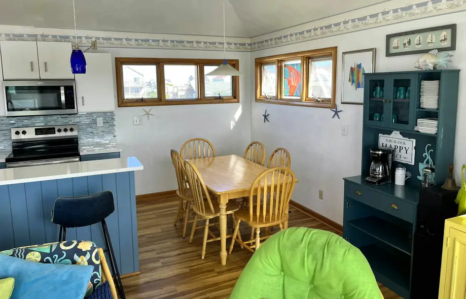 Windsurfer's Landing  #143HC