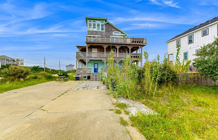 Hatteras Station BX460