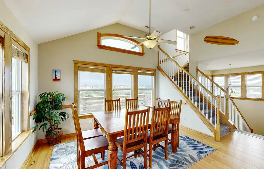 Hatteras Station BX460