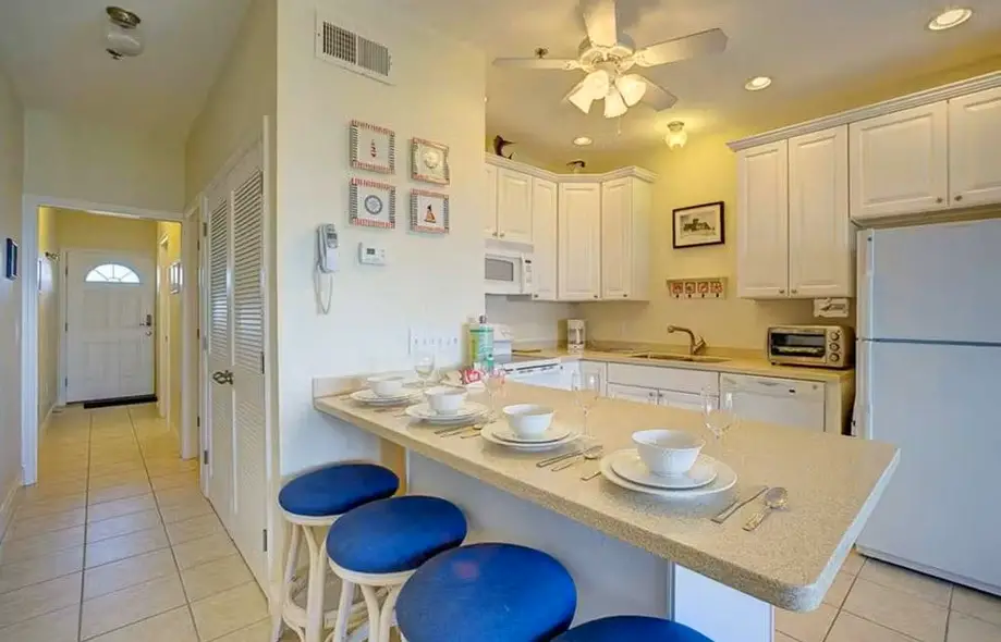 Ocean Breezes, Unit #110