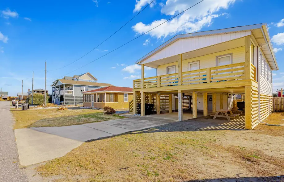 463 | CJ's Surf Shack