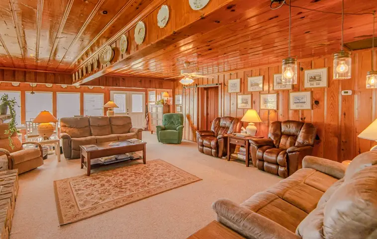 886 | Ferebee Cottage