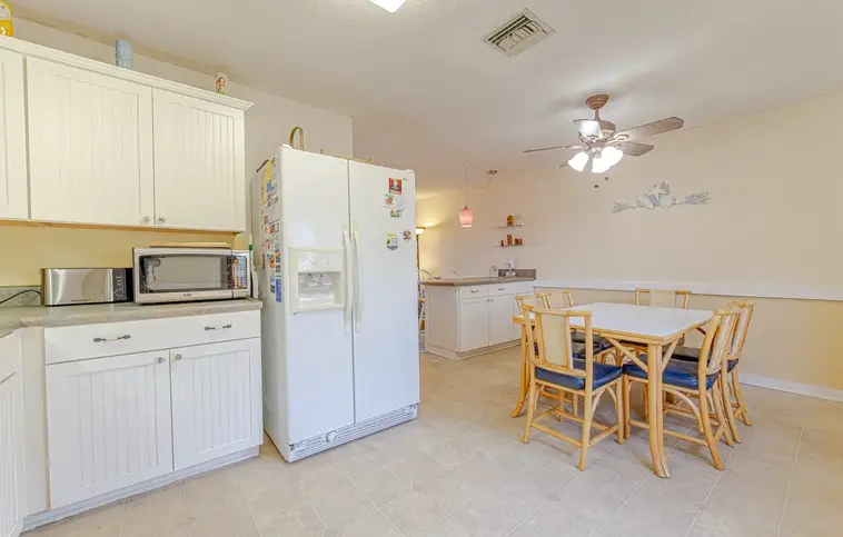 WS-2 | Casa Del Abuelos