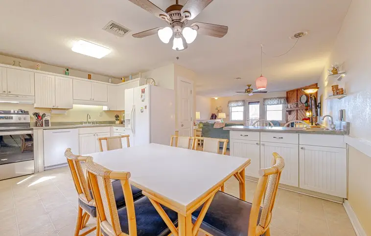 WS-2 | Casa Del Abuelos