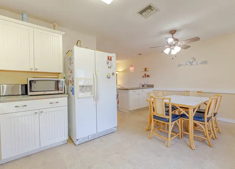 WS-2 | Casa Del Abuelos