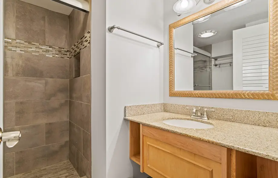 VH220 Hattie Mac at Villas of Hatteras Landing