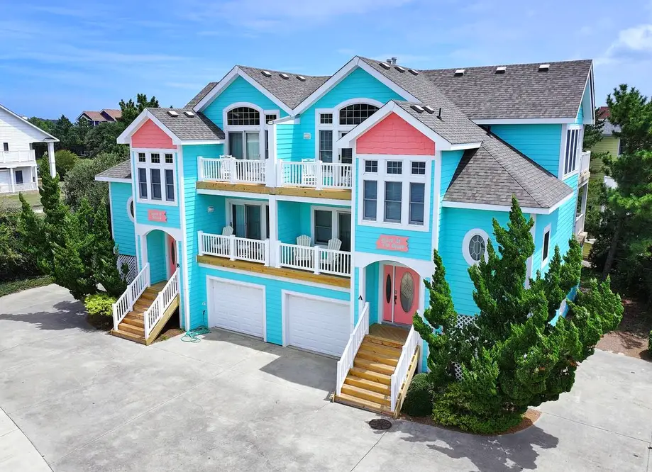Love R Shack at the Beach