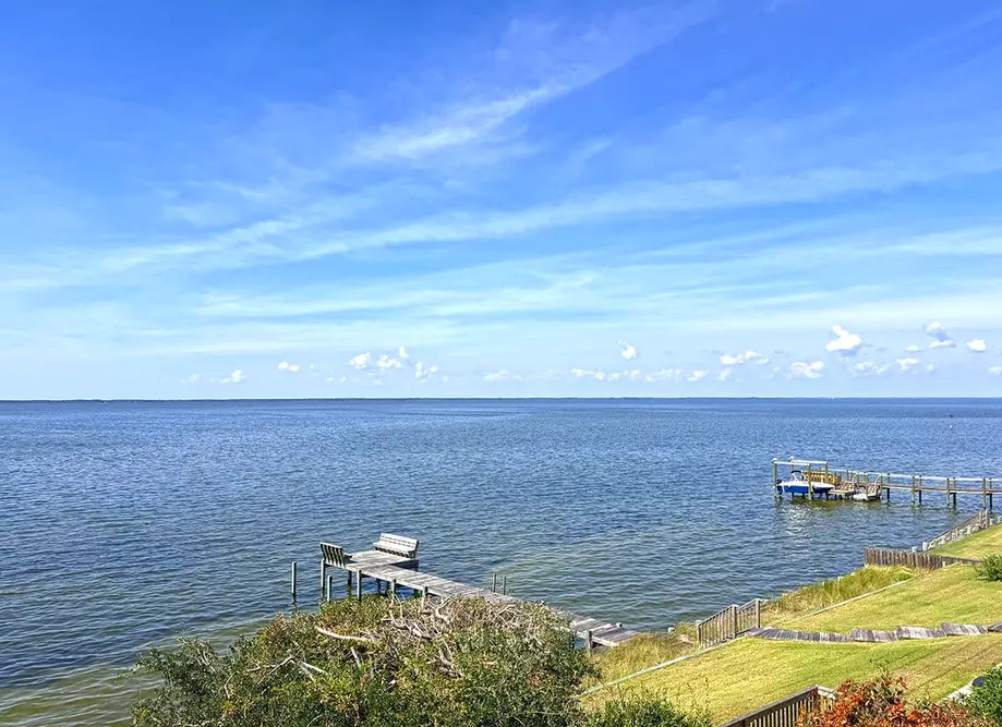 19 N DUNE LOOP